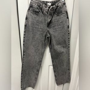 Good American Wide Leg Jeans.